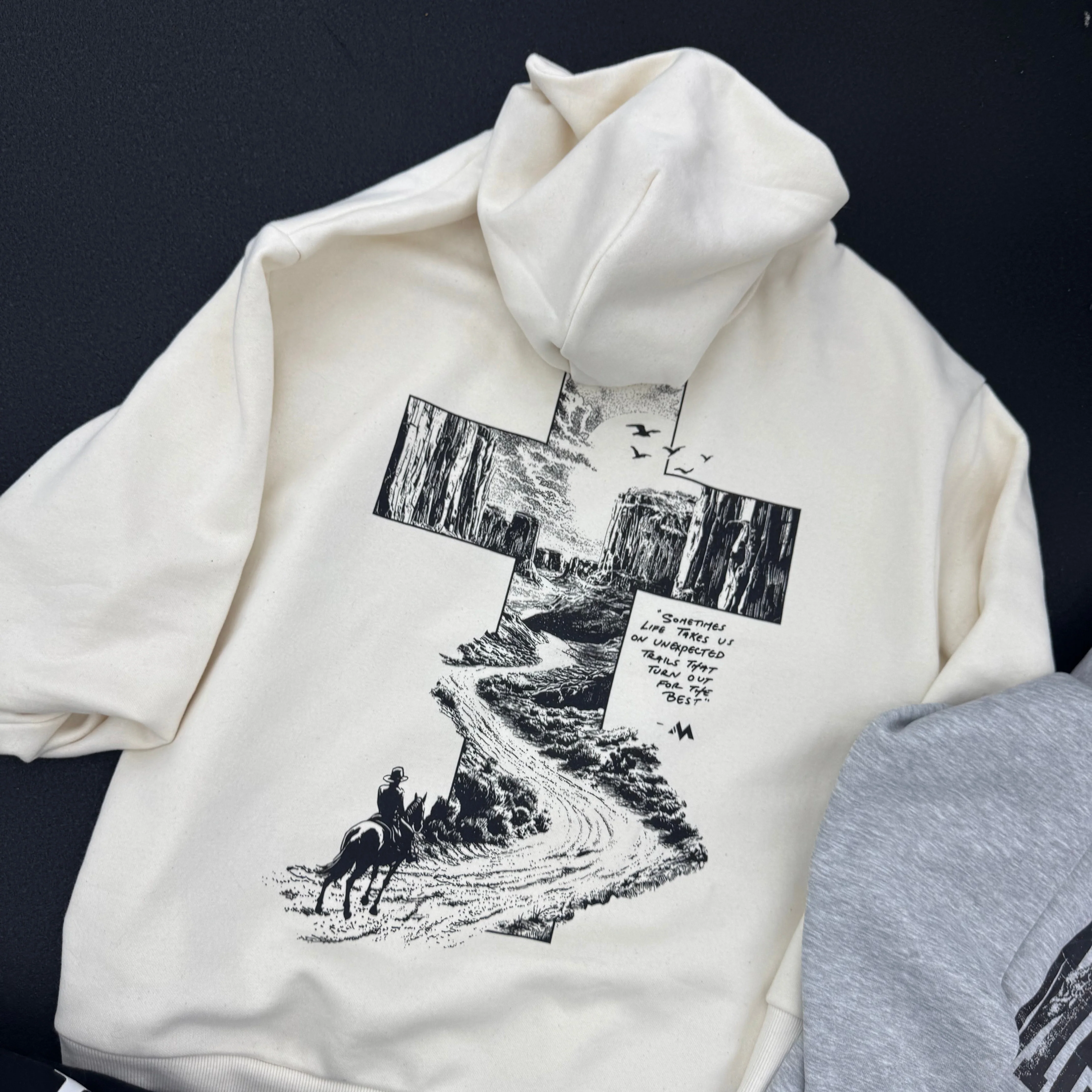 PARADISE TRAIL HOODIE - CREAM - Image 3