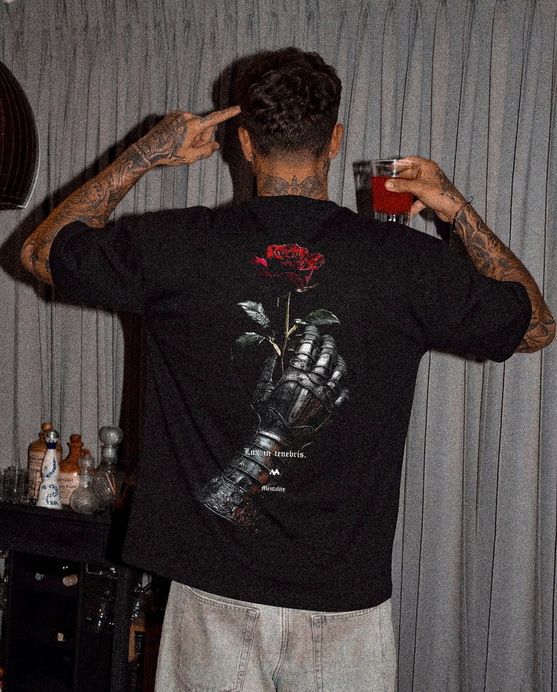 KNIGHT'S ROSE TEE - Image 5