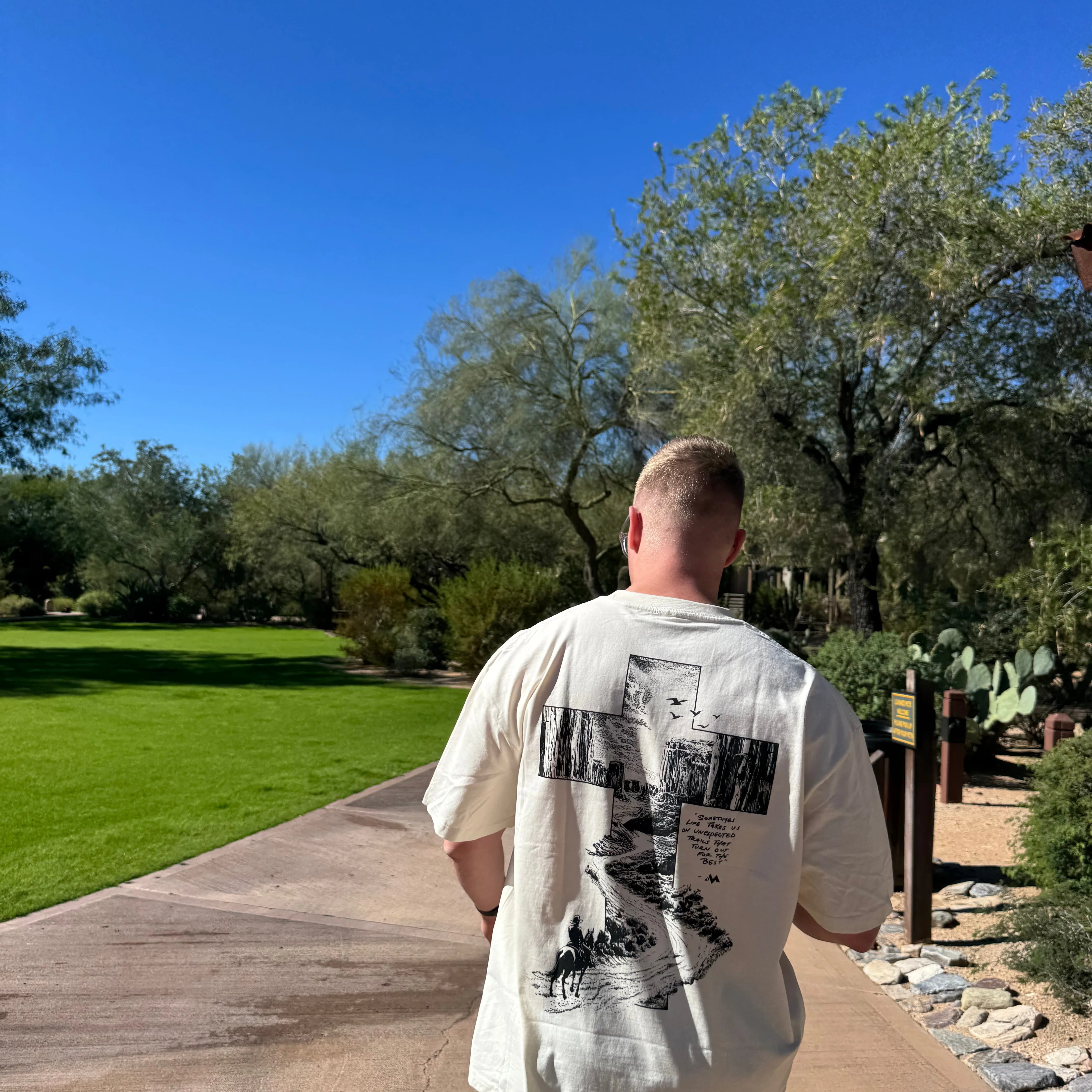 PARADISE TRAIL TEE - CREAM - Image 3