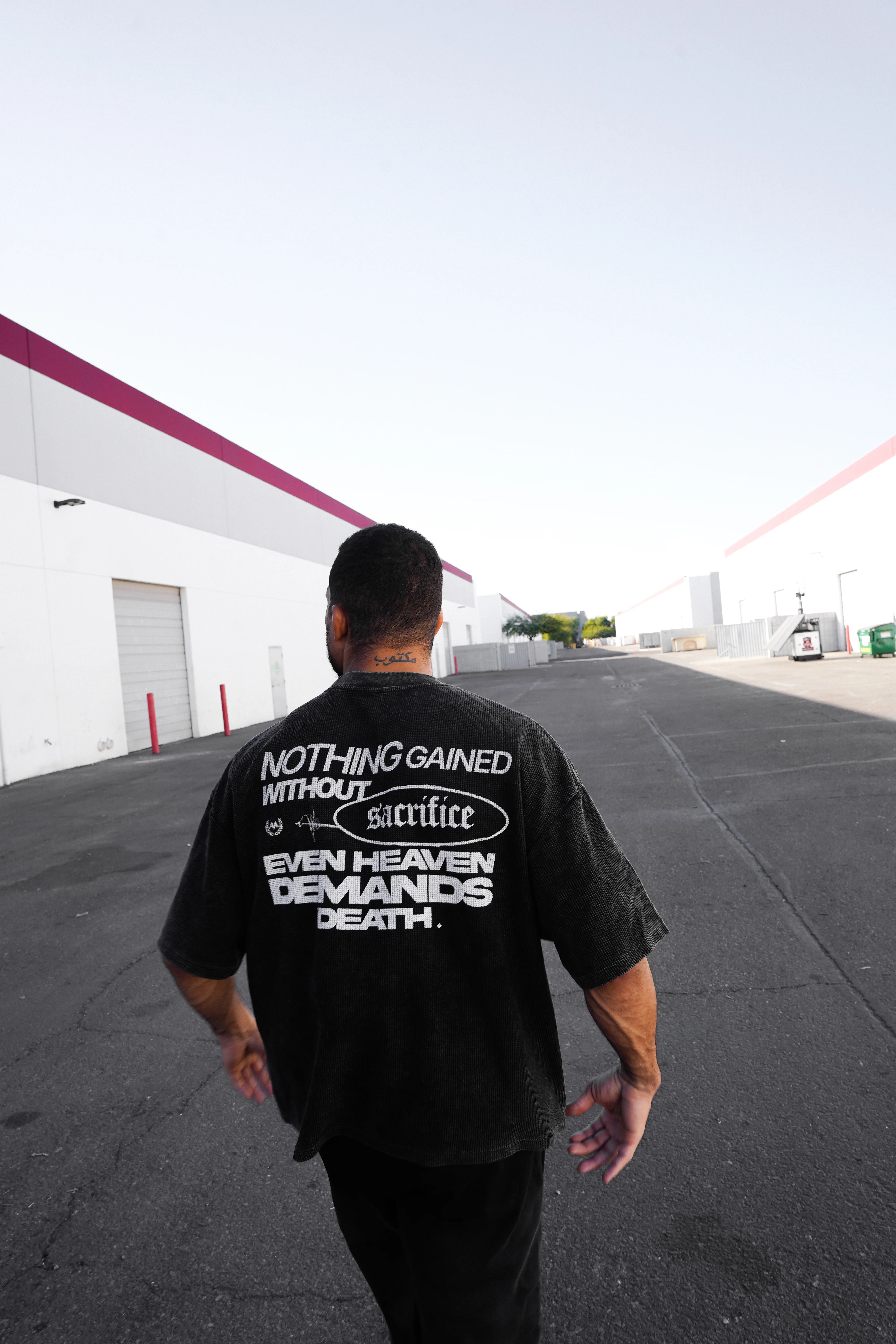 SACRIFICE VINTAGE WAFFLE TEE - Image 3