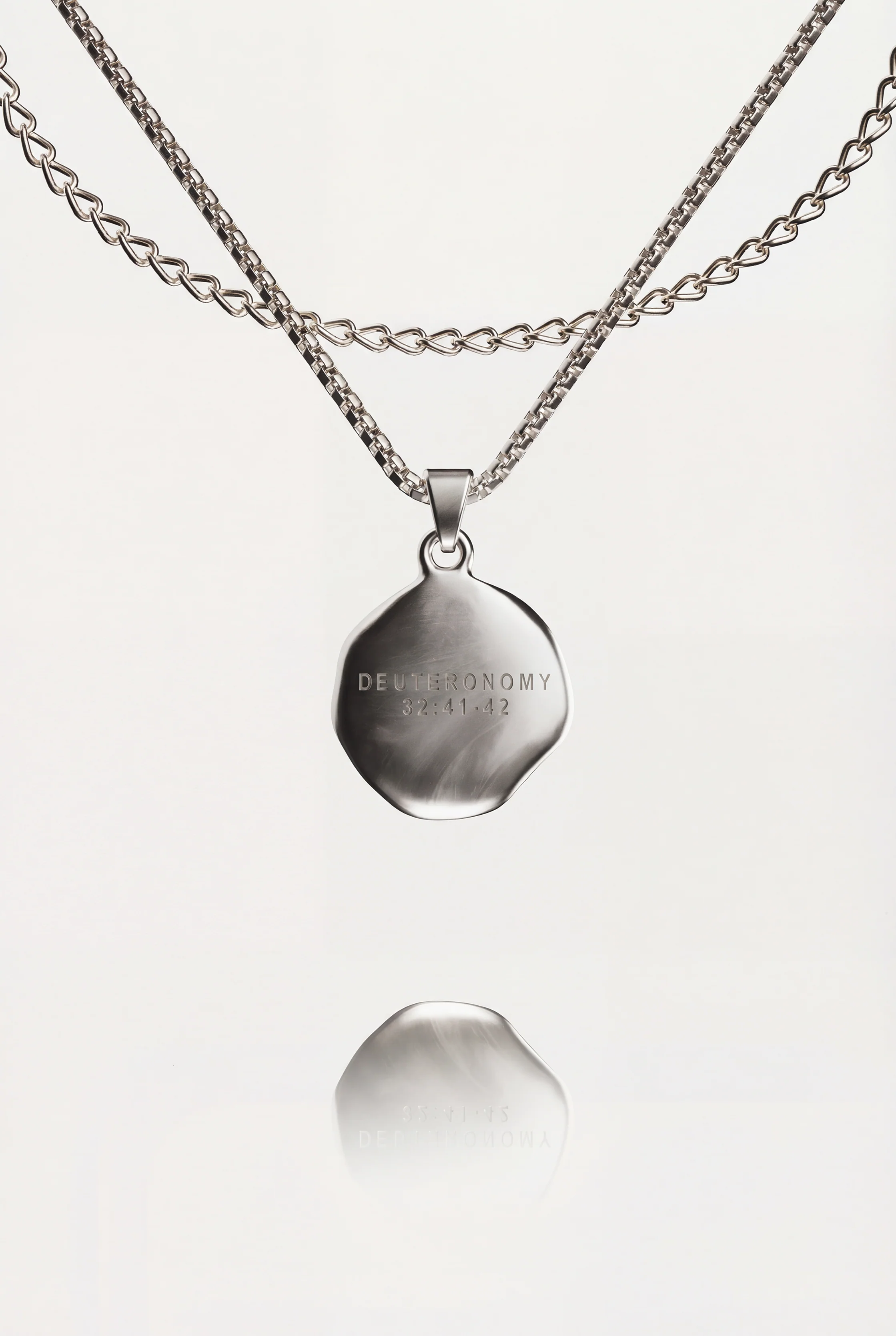 SAINT MICHAEL PENDANT - SILVER - Image 4
