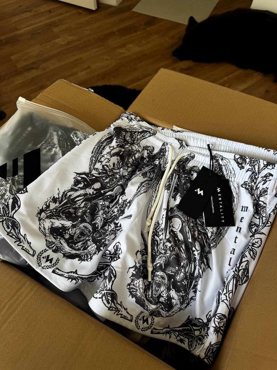 ST.MICHAEL SHORTS - WHITE - Image 3