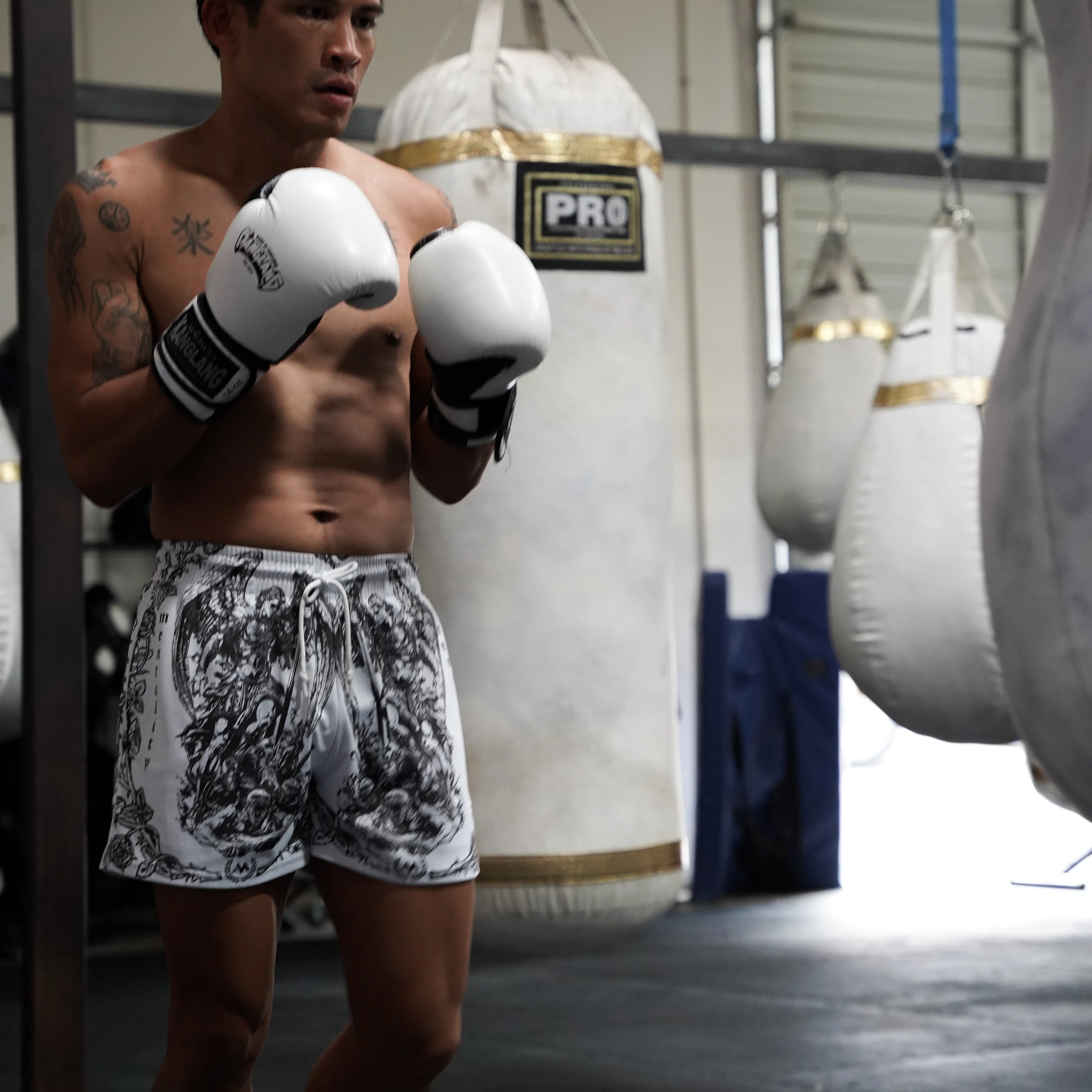 ST.MICHAEL SHORTS - WHITE - Image 6